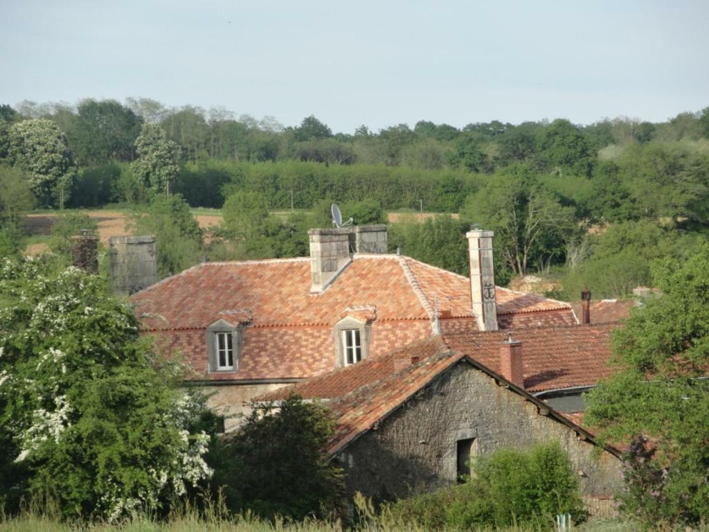 Eco Logis De Chantegrolle Champagne-Mouton Exterior photo
